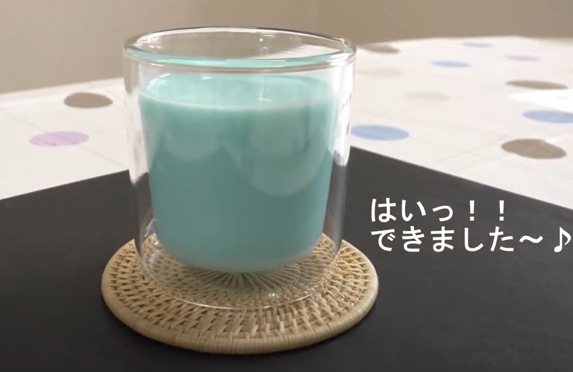牛乳レシピ動画　「パステルミルク」作りました‼